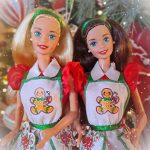 Holiday Treats Barbie 1997