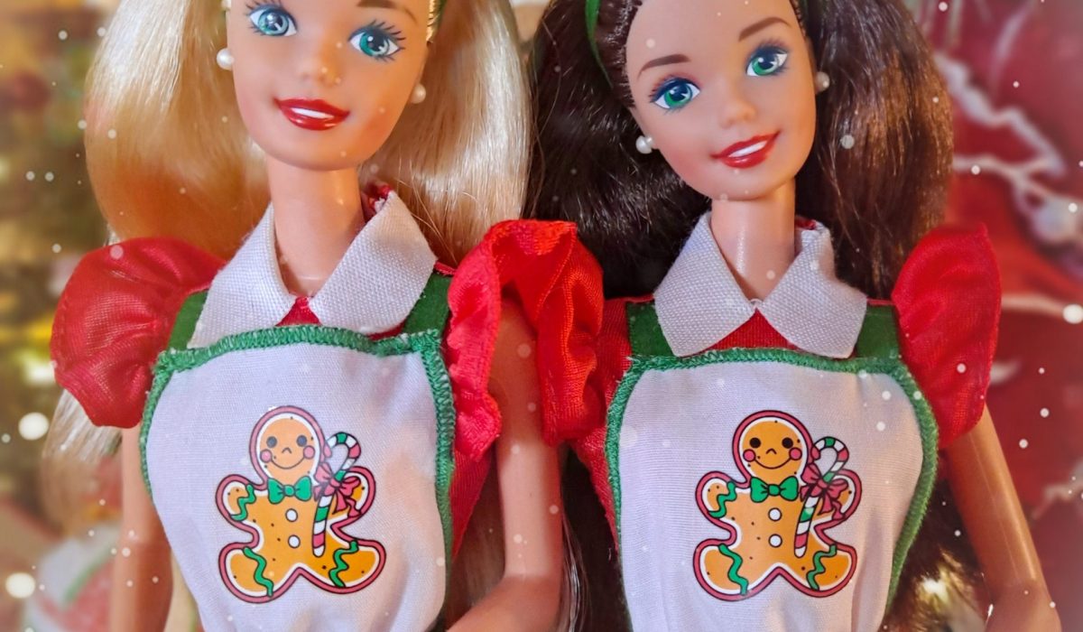 Holiday Treats Barbie 1997