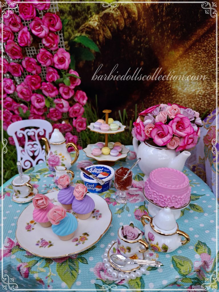Ribbons and Roses Barbie 1994