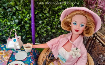Spiegel Summer Sophisticate Barbie 1995