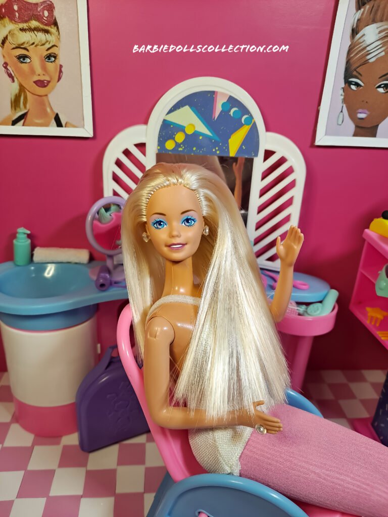 Barbie Beauty Secrets Salon Diorama