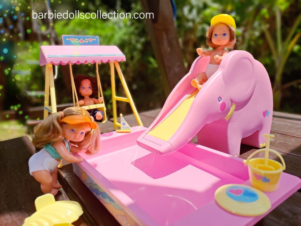 The Heart Family Sunshine Fun Playset
