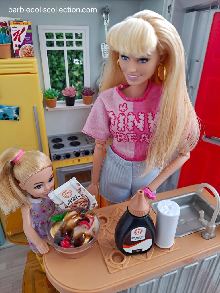 Zuru Mini Brands Create Masterchef Chocolate Profiteroles