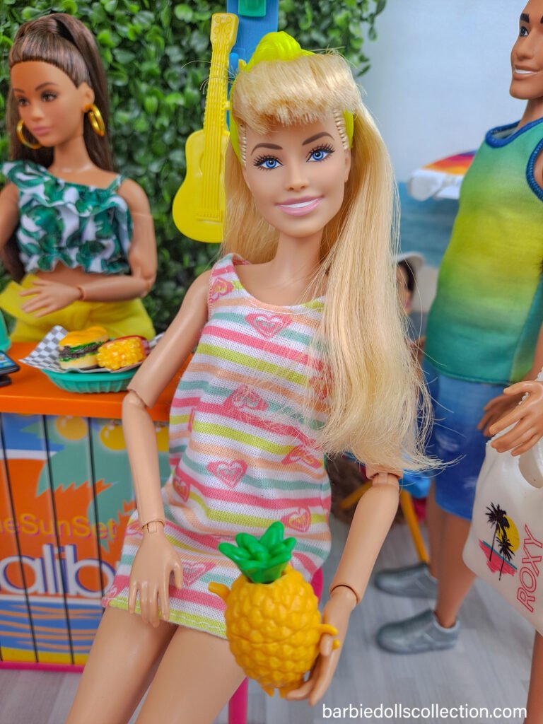 Barbie Summer Fun At The Sun Set Malibu Beach Shack