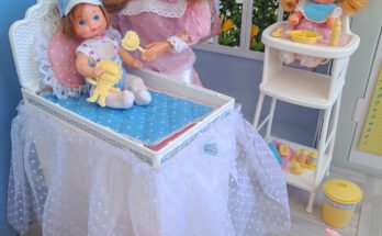 The Heart Family Nursery Playset By Mattel 1984