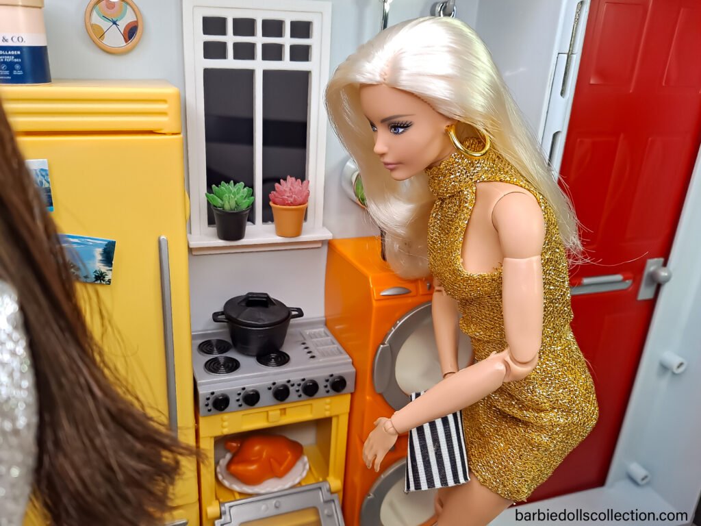 Barbie Friendsgiving Dinner Diorama