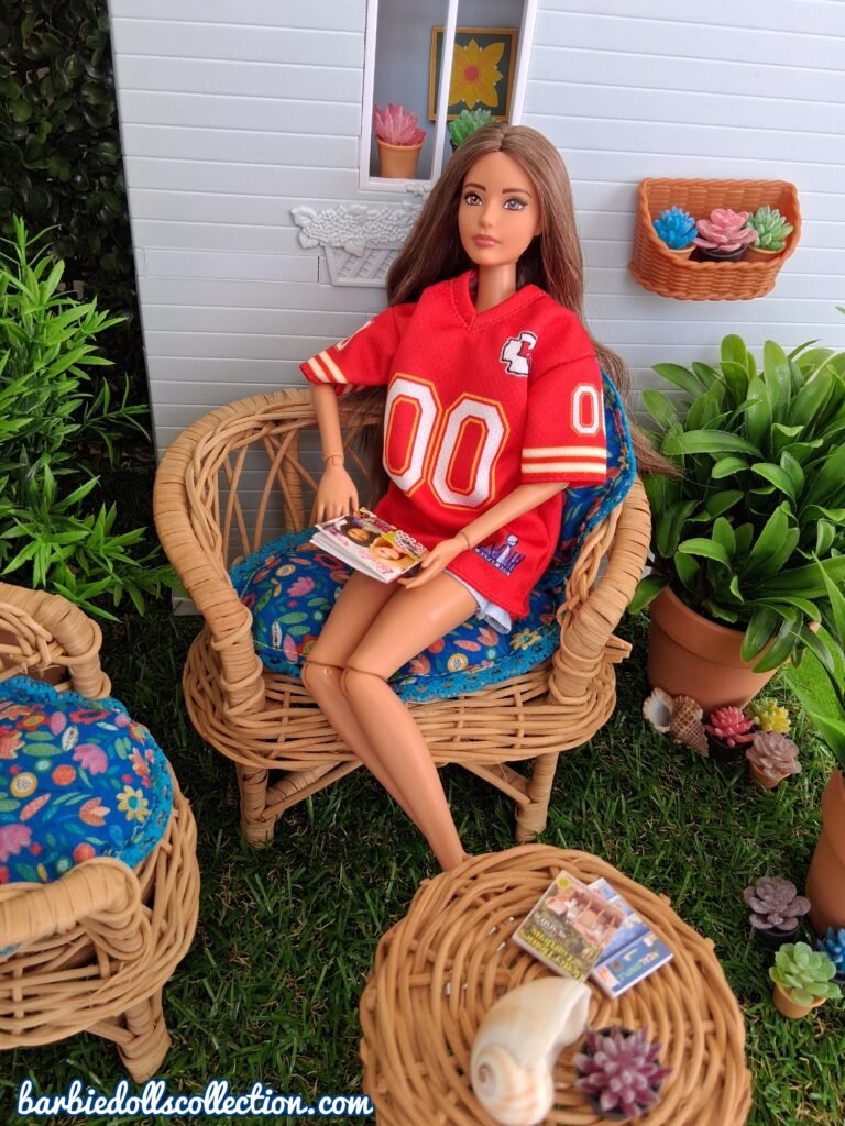 Barbie Spring Diorama: Backyard Fun with Friends