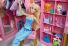 Barbie Deluxe Style Fashion Build-Up Doll Review