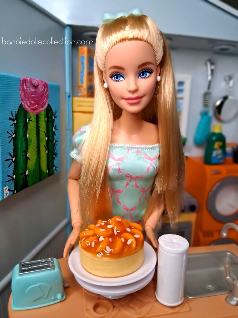 Barbie Amond & Apricot Cheesecake Mini Brands MasterChef