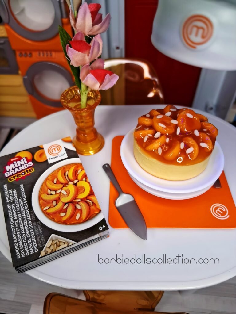 Mini Brands Create MasterChef Almond & Apricot Cheesecake