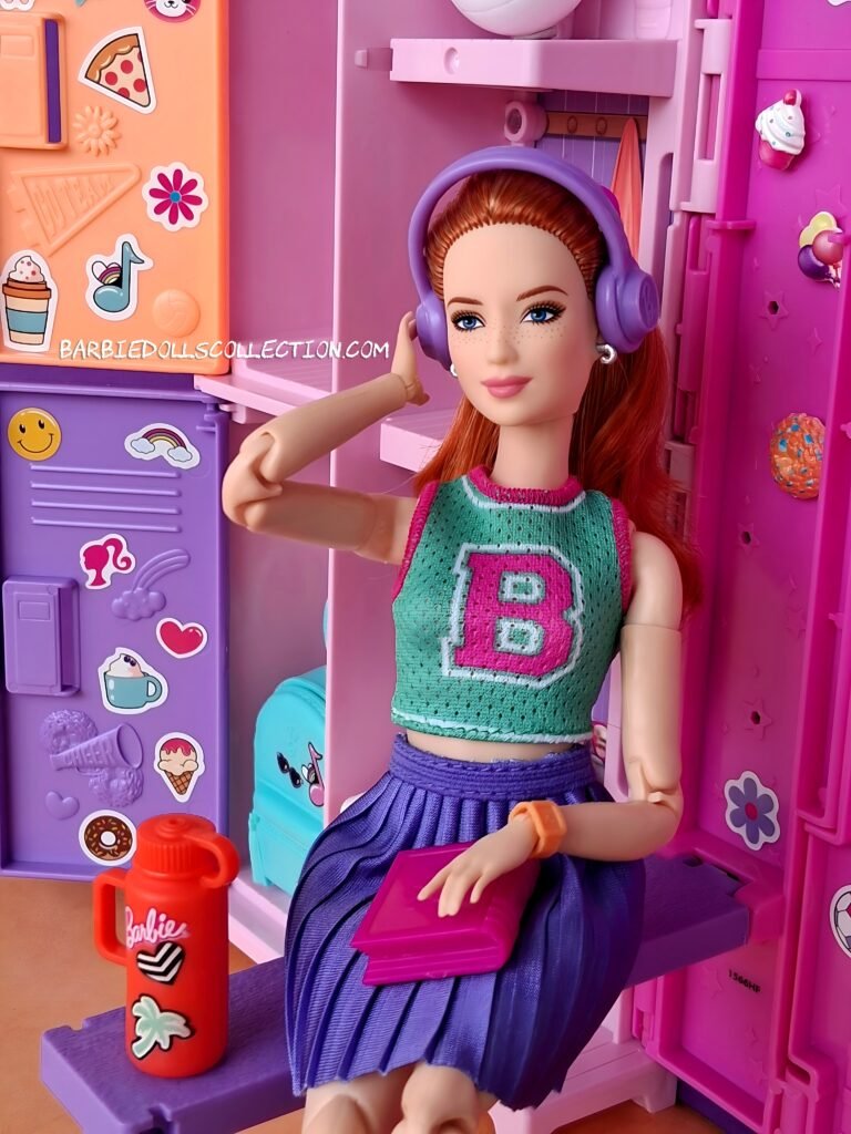 Barbie World School Locker Set 2026